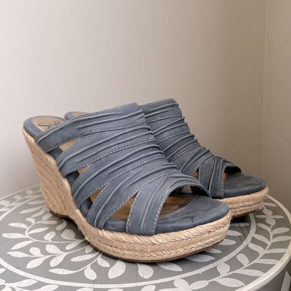 Sofft Blue Wedge Sandals - Picture 4 of 14